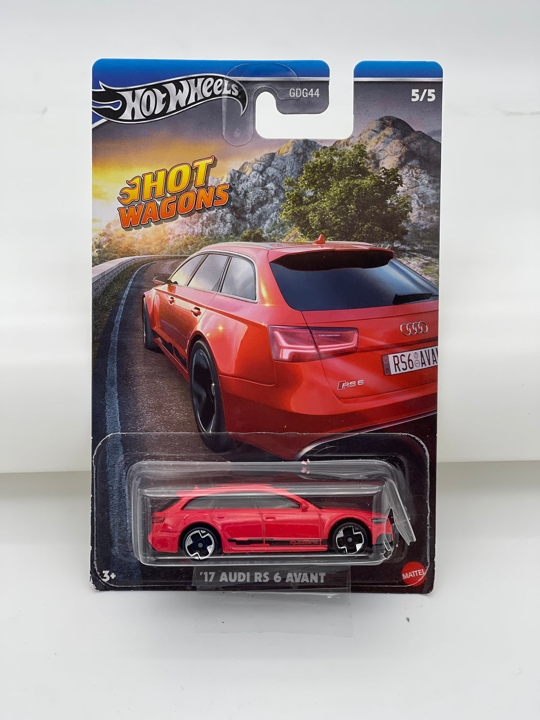 Hot Wheels ‘17 Audi RS 6 Avant