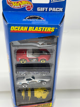 Load image into Gallery viewer, Hot Wheels Ocean Blasters (Gift Pack)
