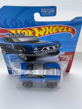 Load image into Gallery viewer, Hot Wheels Custom Ford Bronco (Blue)
