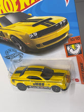 Load image into Gallery viewer, Hot Wheels ‘18 Dodge Challenger SRT Demon (Yellow)
