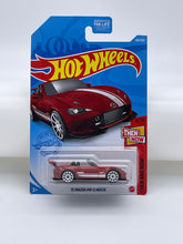 Load image into Gallery viewer, Hot Wheels ‘15 Mazda MX-5 Miata
