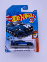 Load image into Gallery viewer, Hot Wheels ‘20 Ford Mustang Shelby GT500 (Blue)
