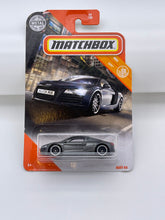 Load image into Gallery viewer, Matchbox Audi R8
