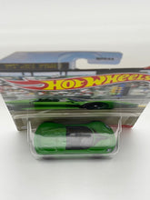 Load image into Gallery viewer, Hot Wheels Porsche 918 Spyder
