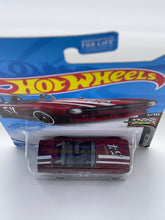 Load image into Gallery viewer, Hot Wheels Triumph TR6 (Red)
