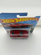 Load image into Gallery viewer, Hot Wheels Alfa Romeo GTV6 3.0
