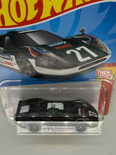 Load image into Gallery viewer, Hot Wheels &#39;67 Ford GT40 Mk.IV
