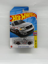 Load image into Gallery viewer, Hot Wheels &#39;99 Ford F-150 SVT Lightning
