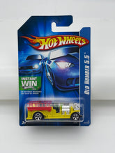 Load image into Gallery viewer, Hot Wheels Old Number 5.5 (Yellow)
