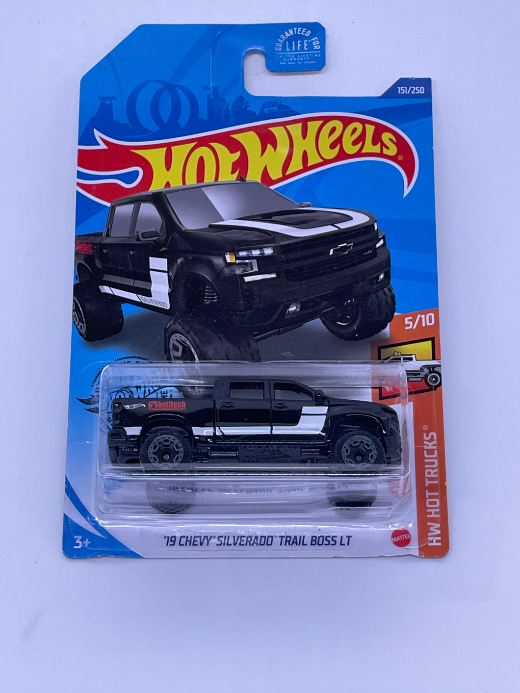 Hot Wheels ‘19 Chevy Silverado Trail Boss LT