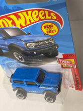Load image into Gallery viewer, Hot Wheels ‘21 Ford Bronco (Blue)
