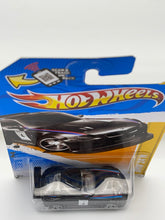 Load image into Gallery viewer, Hot Wheels BMW Z4 M
