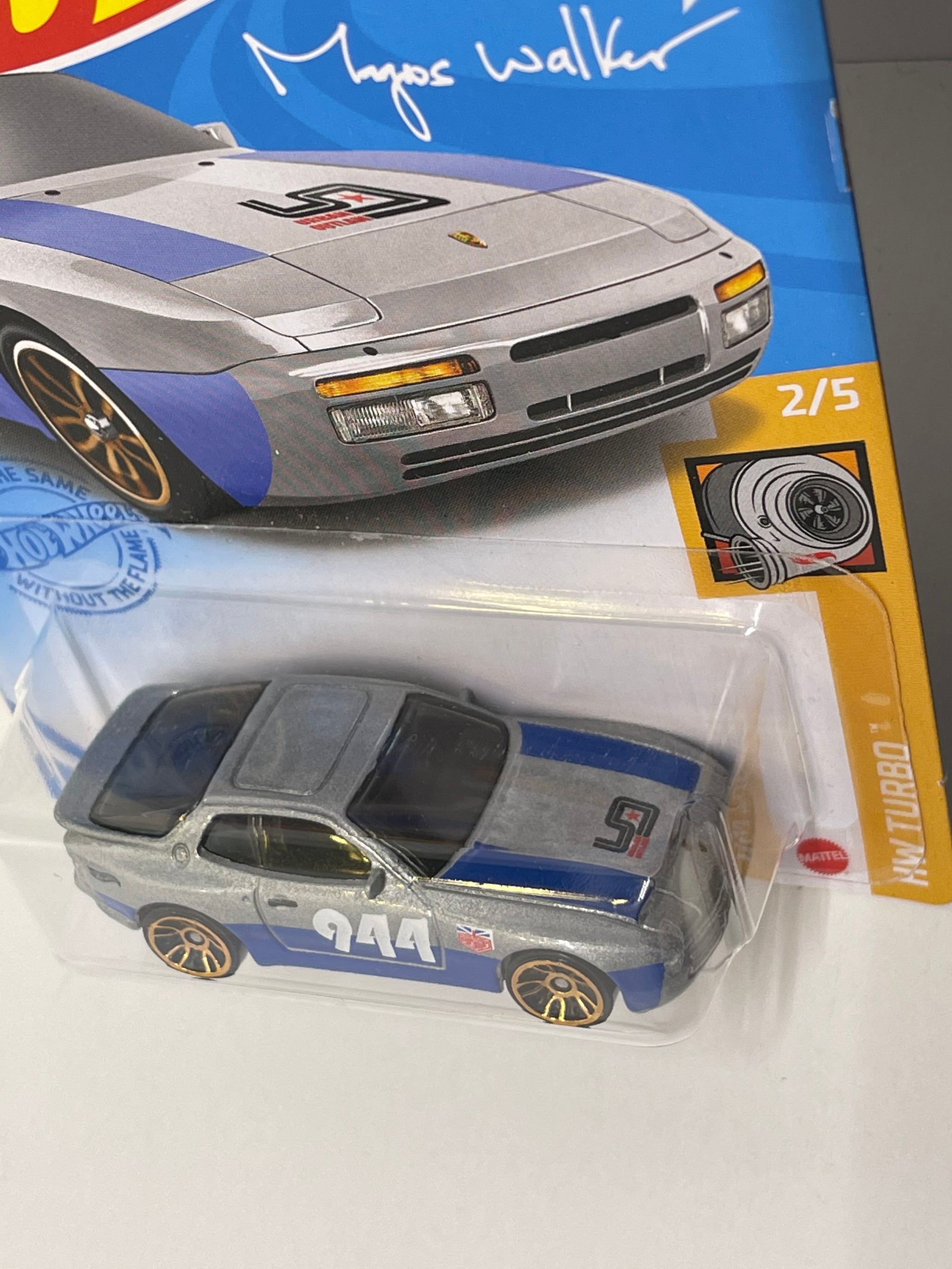 Amazon.com: Hot Wheels - '89 Porsche 944 Turbo - Magnus