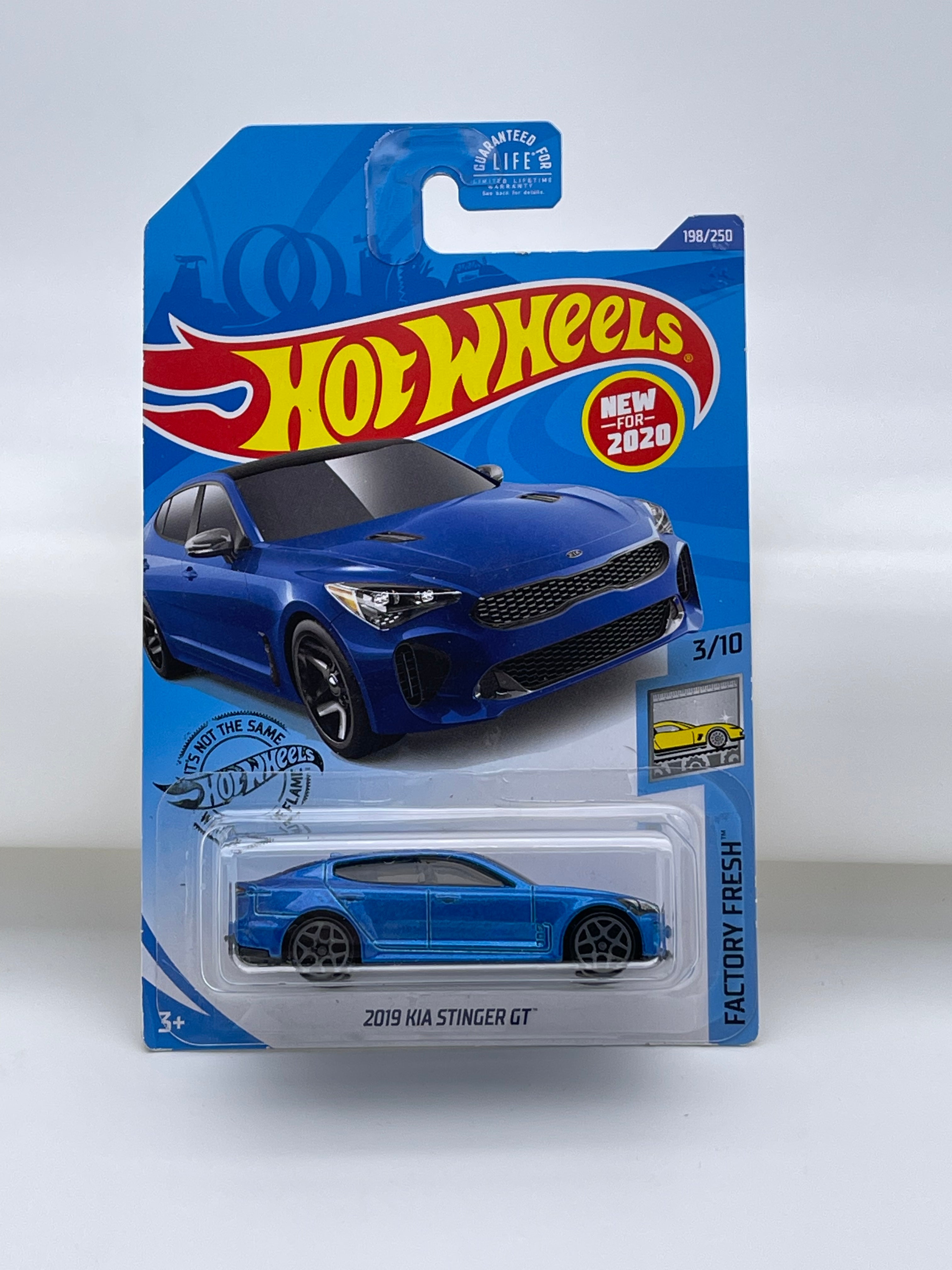 Hot Wheels '19 Kia Stinger GT (Blue) – Hot Box Cars