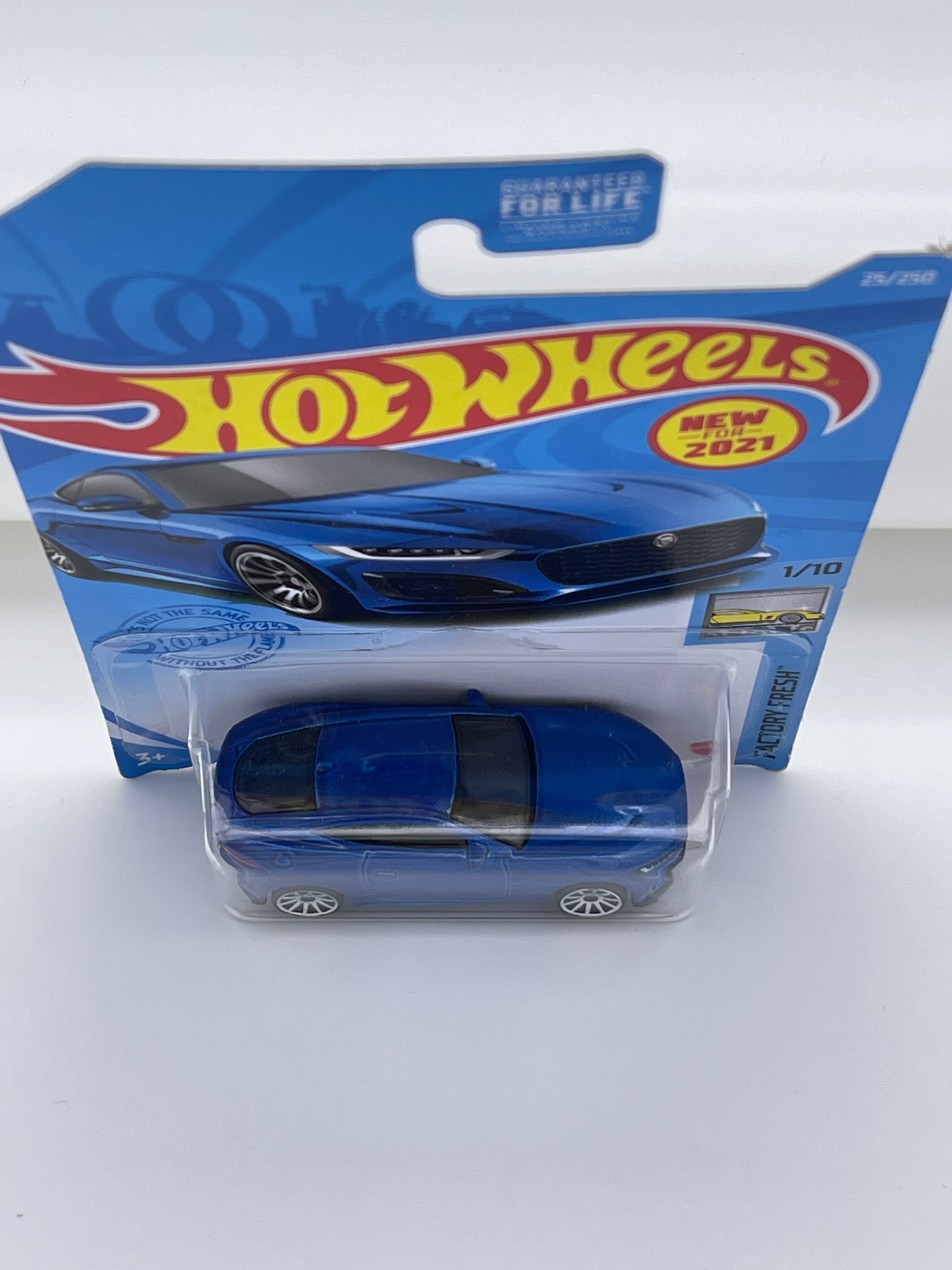 Hot Wheels 2020 Jaguar F-Type – Factory Fresh 1/10 Series, Blue Die-Cast Car (25/250) - View #3